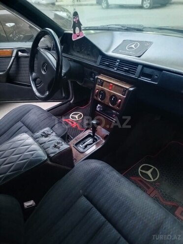 Mercedes E 200 1991, 354,000 km - 2.0 l - Bakı