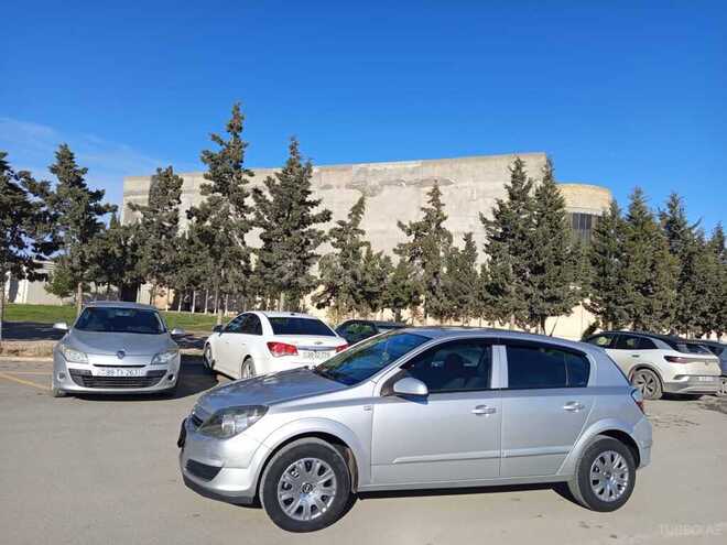 Opel Astra 2004, 215,465 km - 1.4 л - Sumqayıt