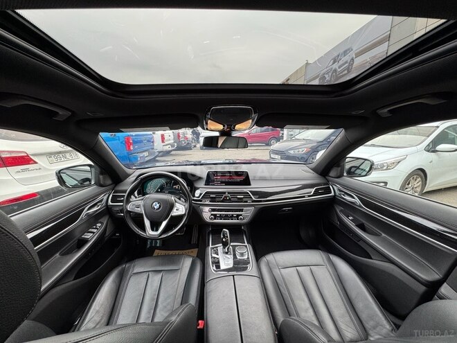 BMW 740-10