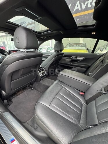 BMW 740-14