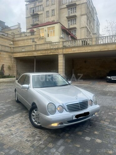 Mercedes E 200 2001, 320,000 km - 2.0 l - Bakı