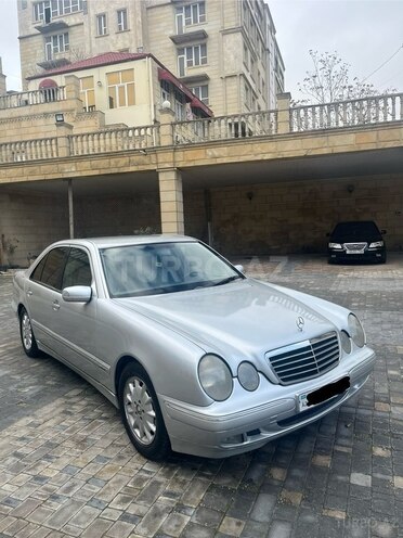 Mercedes E 200 2001, 320,000 km - 2.0 l - Bakı