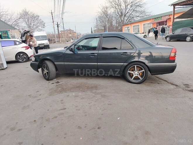 Mercedes C 180 1996, 458,660 km - 1.8 l - Zaqatala