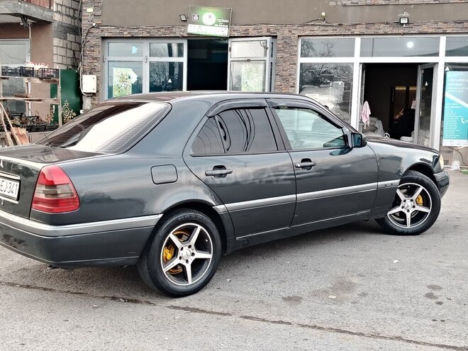 Mercedes C 180 1996, 458,660 km - 1.8 l - Zaqatala
