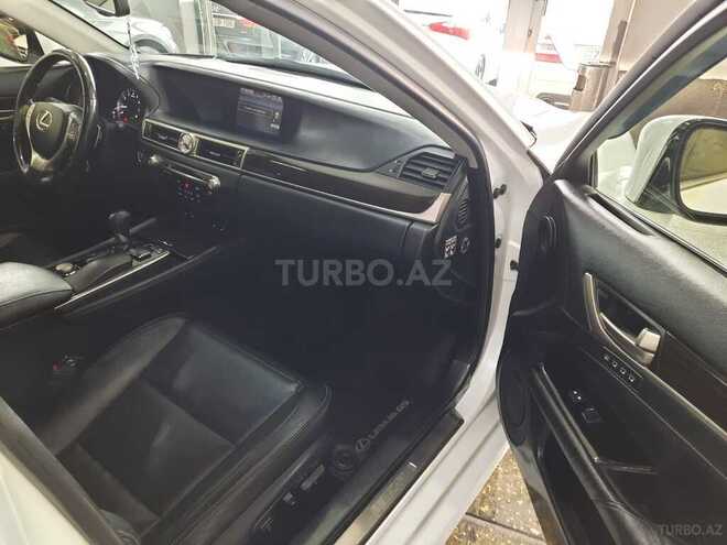 Lexus GS 250-11