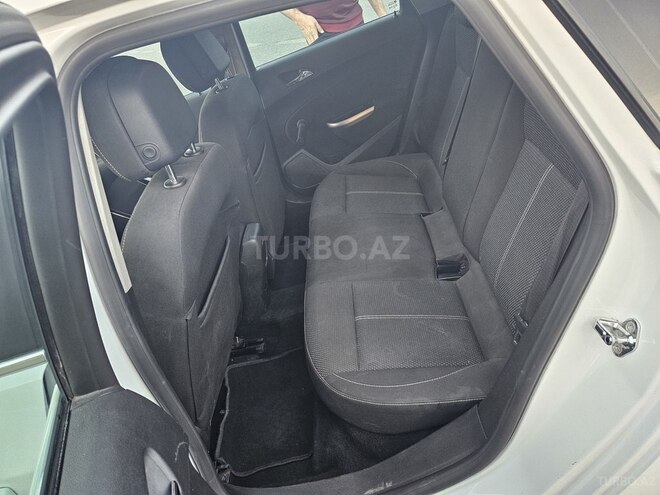 Opel Astra 2011, 195,000 km - 1.3 л - Bakı