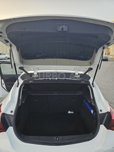 Opel Astra 2011, 195,000 km - 1.3 л - Bakı