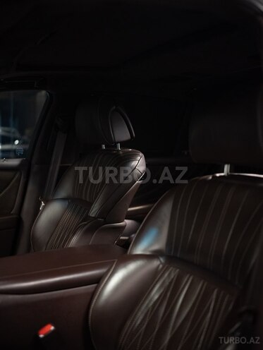 Lexus LS 350-11