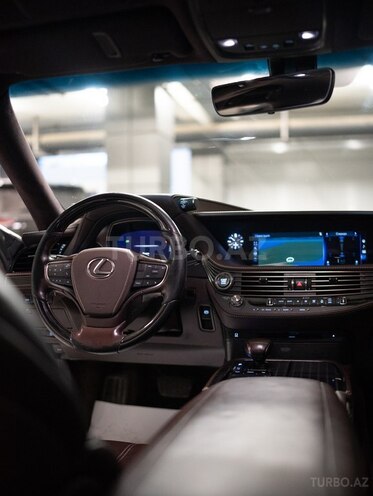 Lexus LS 350-15