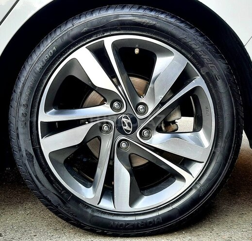 Hyundai Elantra 2014, 40,000 km - 1.8 л - Bakı
