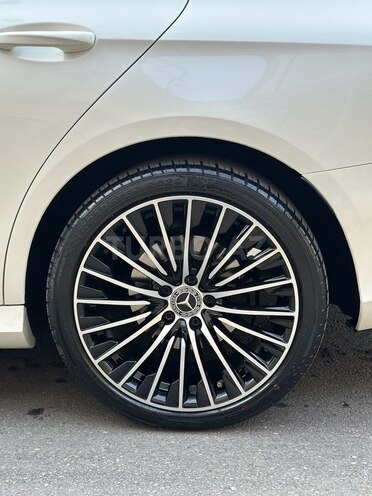 Mercedes E 200 d 2017, 119,000 km - 2.0 l - Bakı