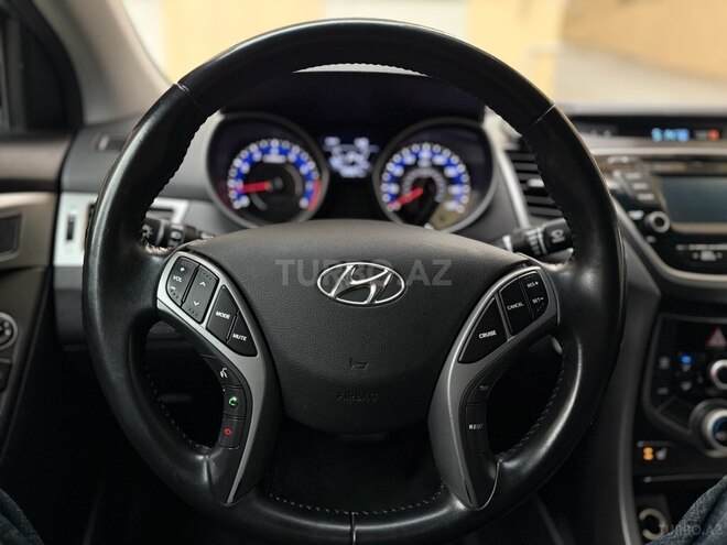 Hyundai Elantra 2015, 115,873 km - 1.8 л - Bakı