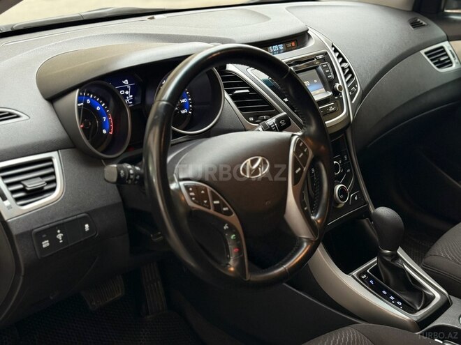 Hyundai Elantra 2015, 115,873 km - 1.8 л - Bakı