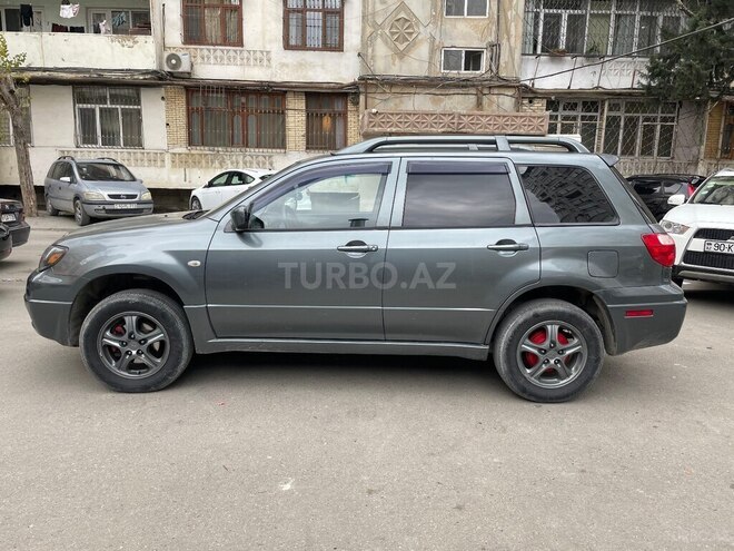 Mitsubishi Airtrek 2003, 250,000 km - 2.4 l - Bakı