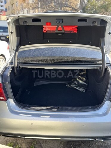 Mercedes E 220 d 2013, 236,000 km - 2.2 л - Bakı