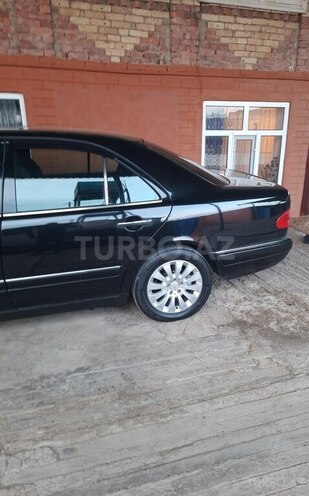 Mercedes E 230 1997, 357,000 km - 2.3 l - Bakı