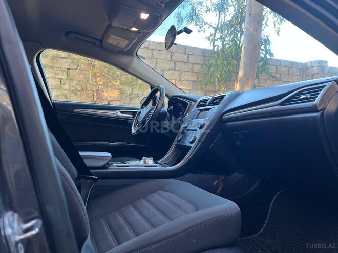 Ford Fusion (North America) 2018, 154,000 km - 2.0 л - Bakı