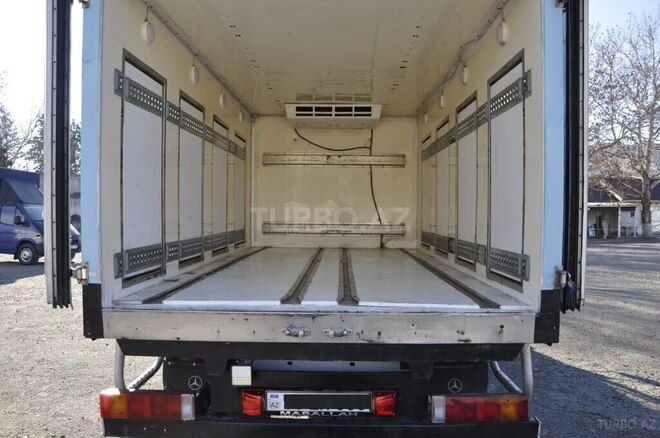 Mercedes Sprinter 313 2003, 326,000 km - 2.7 l - Sumqayıt