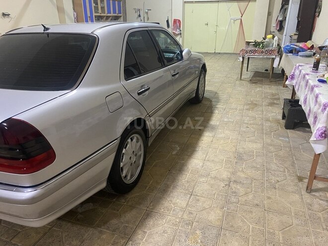 Mercedes C 240 1999, 332,000 km - 2.4 l - Ağcabədi