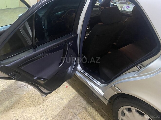 Mercedes C 240 1999, 332,000 km - 2.4 l - Ağcabədi