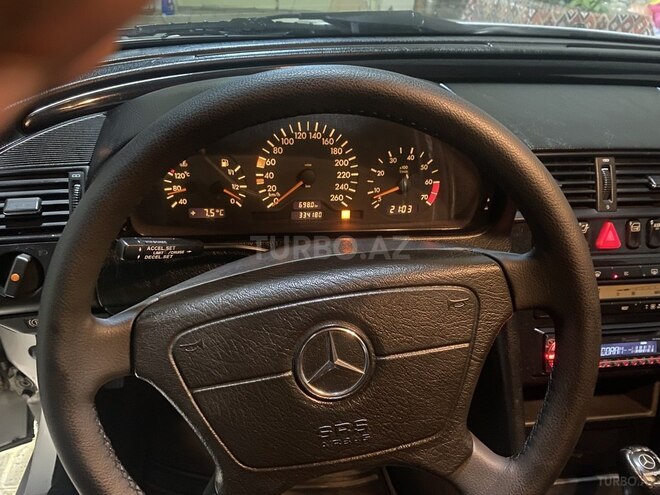 Mercedes C 240 1999, 332,000 km - 2.4 l - Ağcabədi