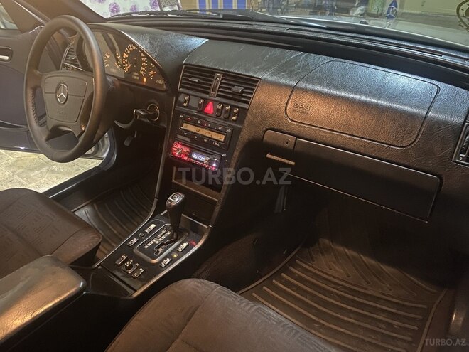 Mercedes C 240 1999, 332,000 km - 2.4 l - Ağcabədi