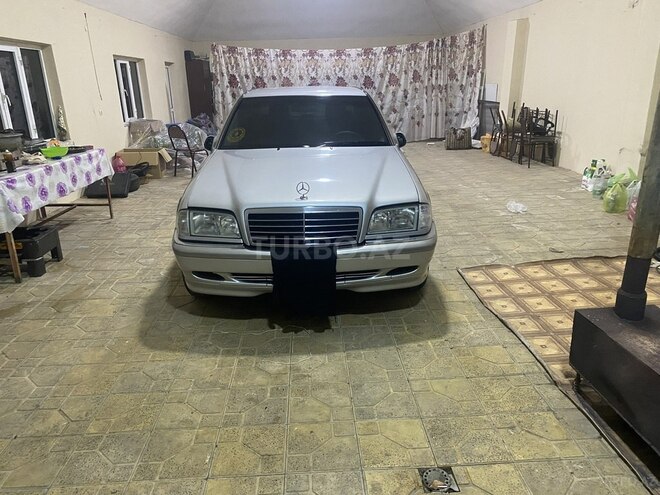 Mercedes C 240 1999, 332,000 km - 2.4 l - Ağcabədi