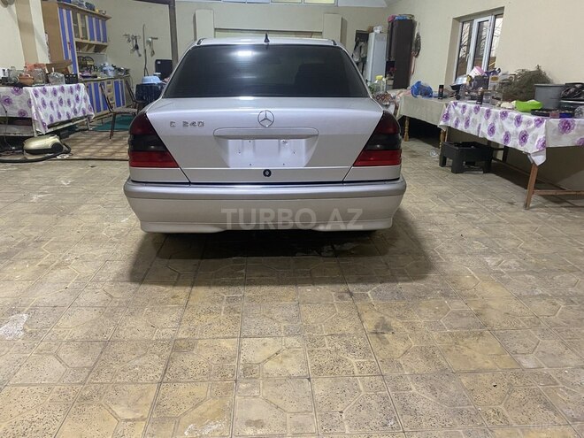 Mercedes C 240 1999, 332,000 km - 2.4 l - Ağcabədi