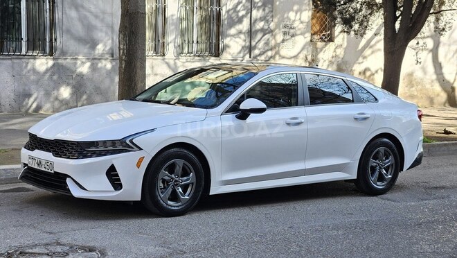Kia K5-13