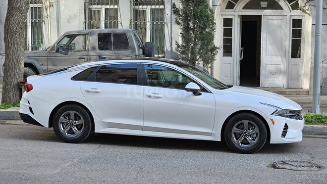 Kia K5-5