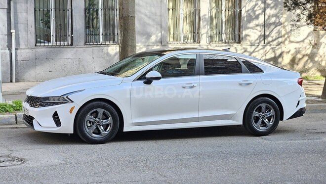 Kia K5-11
