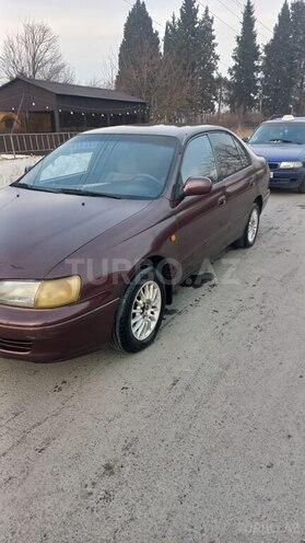 Toyota Carina 1994, 658,200 km - 2.0 l - Zaqatala