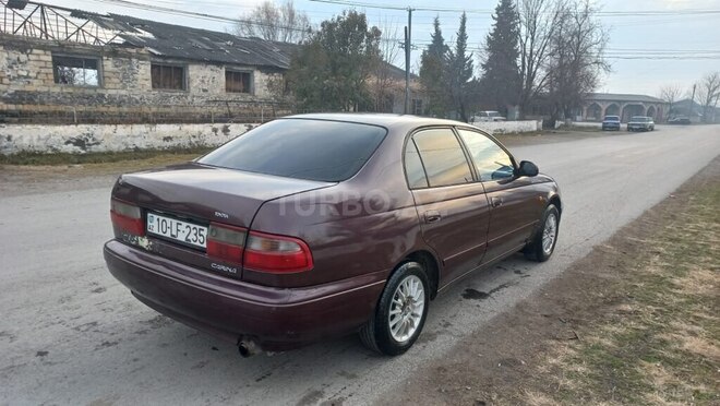 Toyota Carina 1994, 658,200 km - 2.0 l - Zaqatala