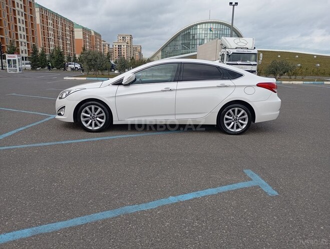 Hyundai i40 2013, 250,000 km - 1.7 l - Sumqayıt