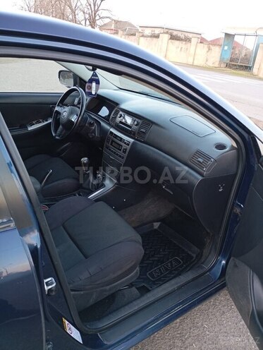 Toyota Corolla 2004, 326,000 km - 1.4 л - Lənkəran