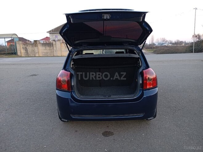 Toyota Corolla 2004, 326,000 km - 1.4 л - Lənkəran