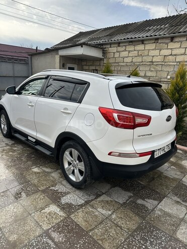 Kia Sportage 2011, 182,000 km - 2.0 l - Bakı