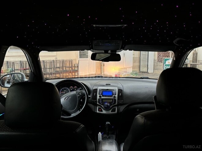 Hyundai i30 2009, 250,000 km - 2.0 l - Siyəzən