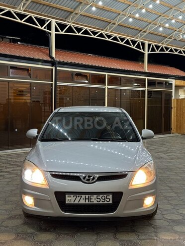 Hyundai i30 2009, 250,000 km - 2.0 l - Siyəzən