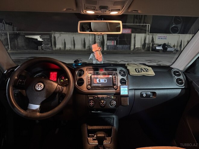 Volkswagen Tiguan 2009, 197,000 km - 2.0 л - Bakı