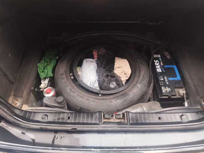 Mercedes C 220 d 2003, 290,600 km - 2.2 l - Bakı
