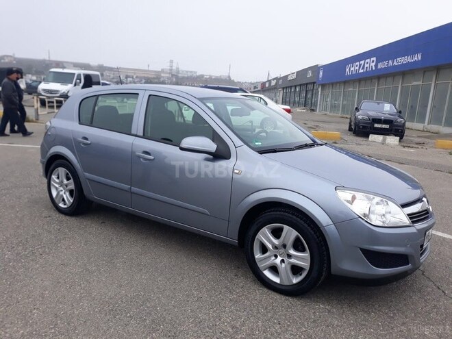 Opel Astra 2009, 218,000 km - 1.4 l - Bakı