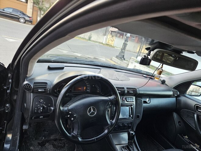 Mercedes C 240 2000, 298,600 km - 2.4 л - Lənkəran