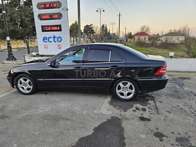 Mercedes C 240 2000, 298,600 km - 2.4 л - Lənkəran