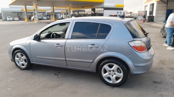 Opel Astra 2006, 215,000 km - 1.4 l - Sumqayıt