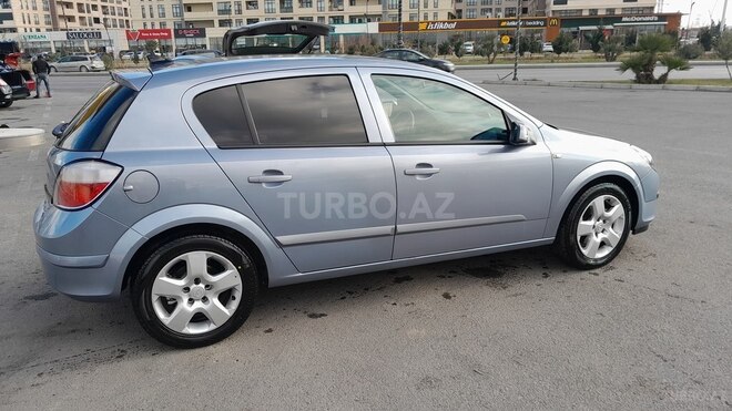 Opel Astra 2006, 215,000 km - 1.4 l - Sumqayıt