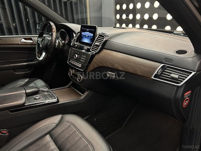 Mercedes GLS 400 4MATIC 2018, 150,000 km - 3.0 l - Bakı