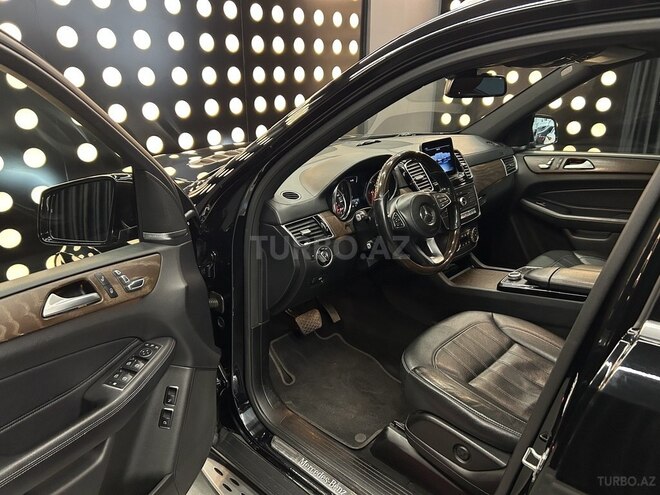 Mercedes GLS 400 4MATIC 2018, 150,000 km - 3.0 l - Bakı