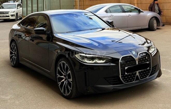 BMW i4 2023, 30,000 km - 0.0 л - Bakı