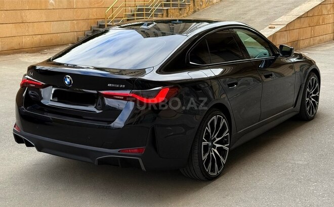 BMW i4 2023, 30,000 km - 0.0 л - Bakı